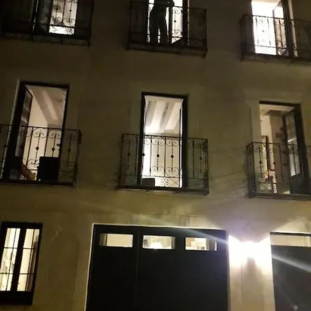 La Granja Townhouse Nyaraló *